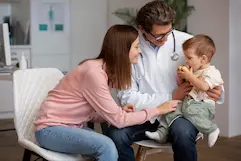 beneficios para los padres de contratar un seguro de salud para niños