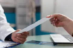 seguro de salud para extranjeros sin limite de reembolso